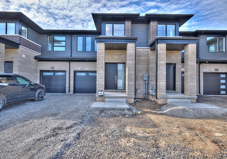 797-bradford-avenue-fort-erie-ontario-x12111784