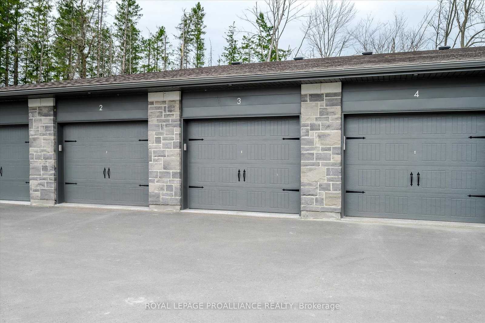 19-hampton-lane-selwyn-ontario-x12111937
