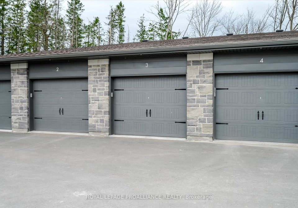 19-hampton-lane-selwyn-ontario-x12111937