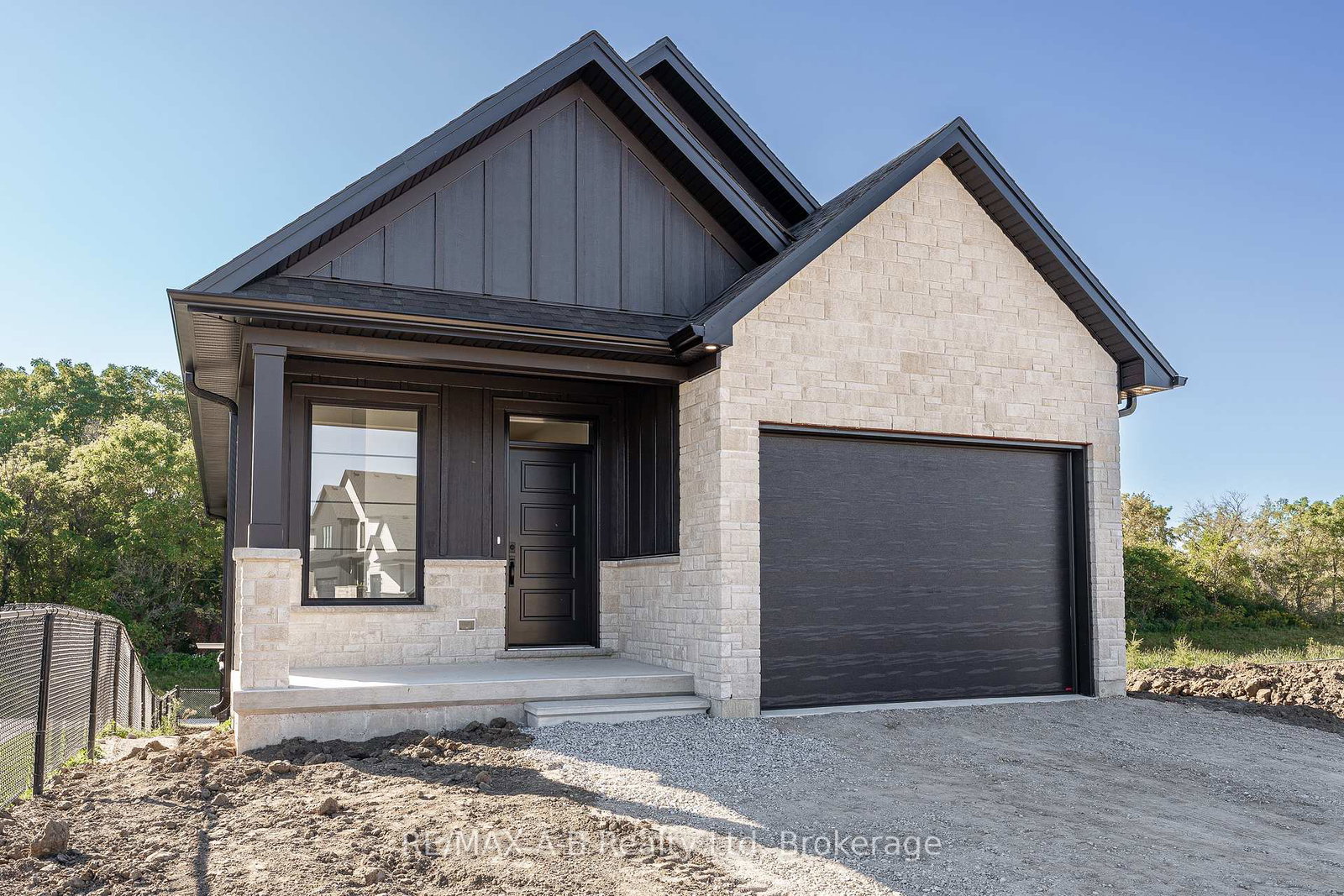 144-hooper-street-st-marys-ontario-x12111999