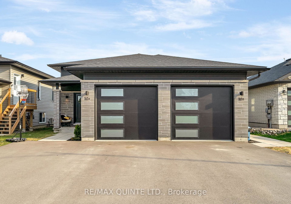 10-lehtinen-crescent-belleville-ontario-x12112288