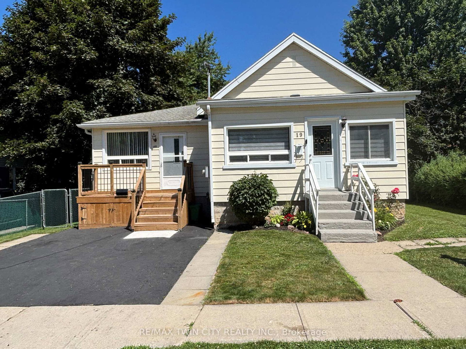 19-waterside-avenue-cambridge-ontario-x12112649