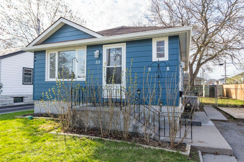 53-montgomery-boulevard-belleville-ontario-x12112706