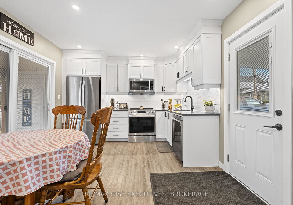 2-elma-street-athens-ontario-x12112797