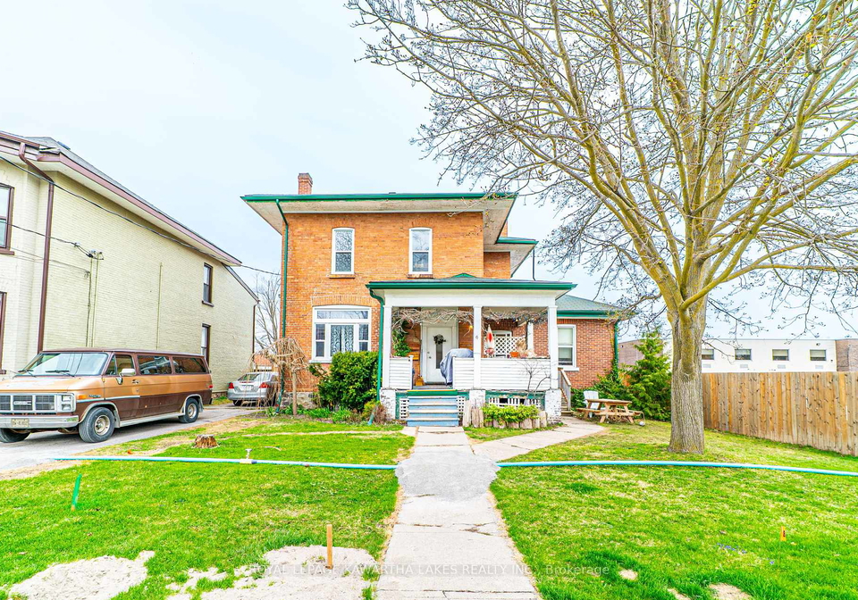 6-glenelg-street-w-kawartha-lakes-ontario-x12113272