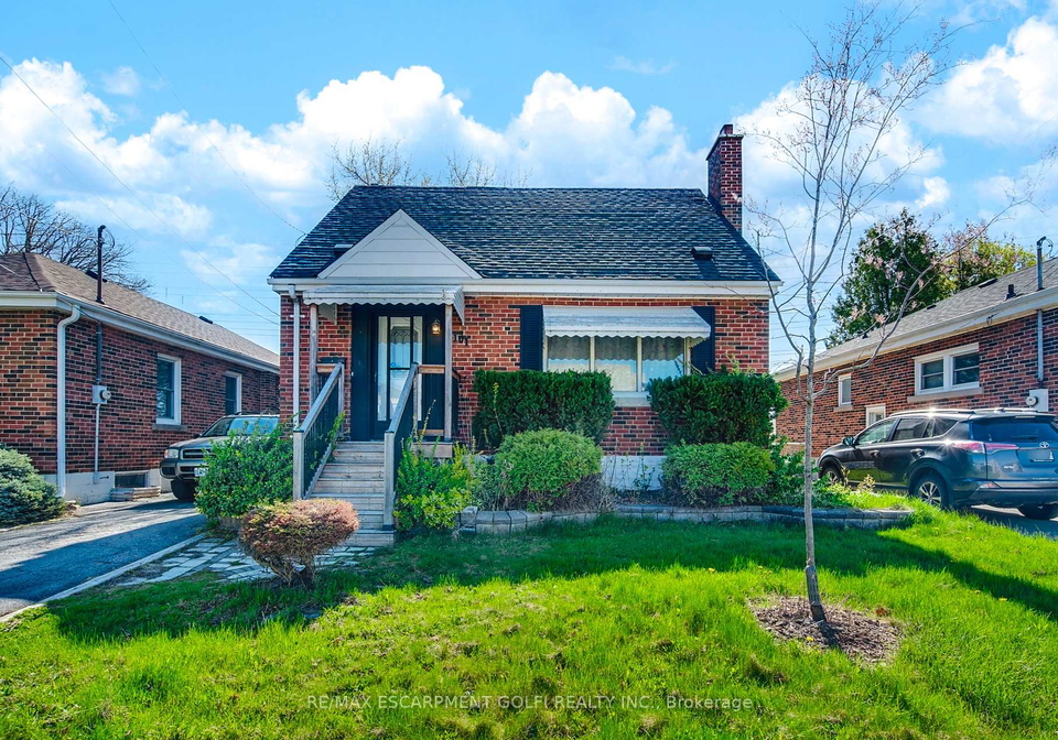 101-aberfoyle-avenue-hamilton-ontario-x12113310