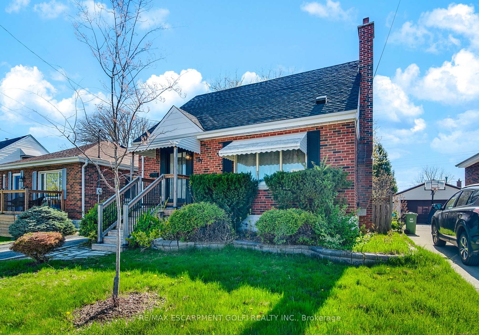 101-aberfoyle-avenue-hamilton-ontario-x12113310