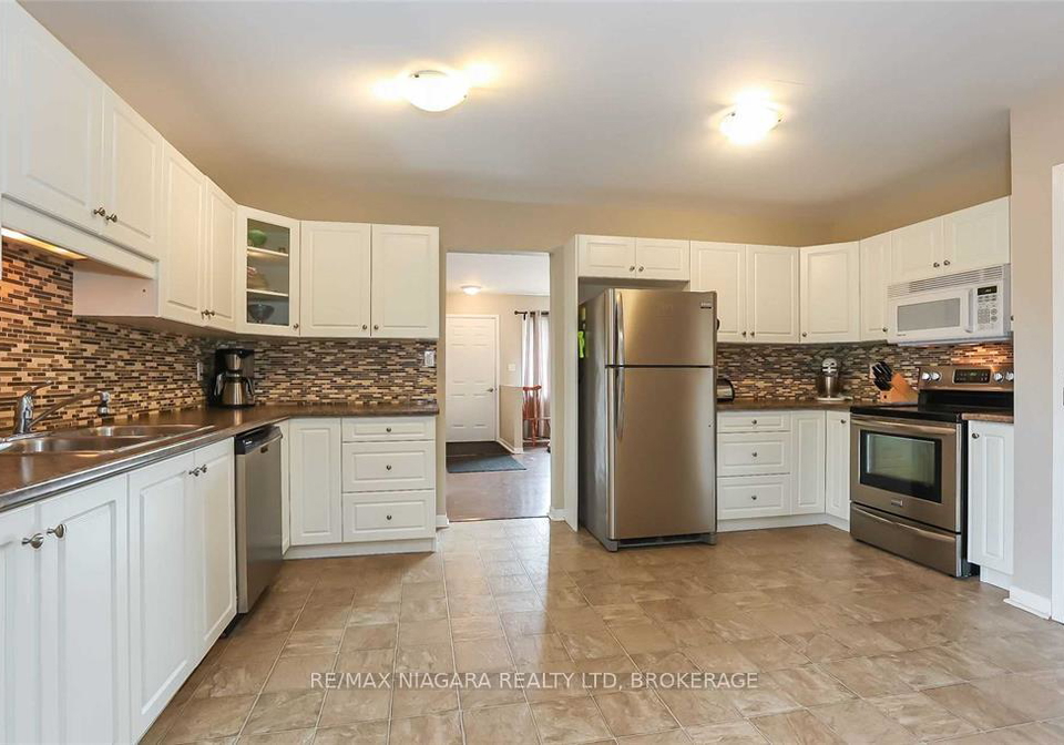 41-meadowvale-drive-st-catharines-ontario-x12113751