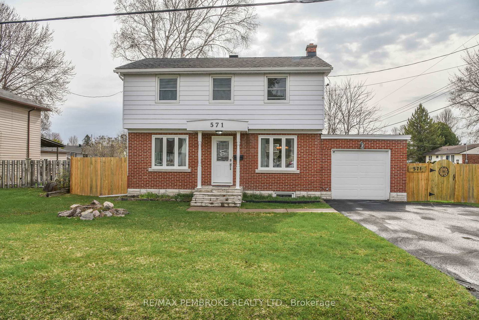 571-elizabeth-street-pembroke-ontario-x12113940