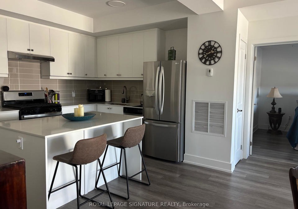 19a-west-street-n-kawartha-lakes-ontario-x12114262