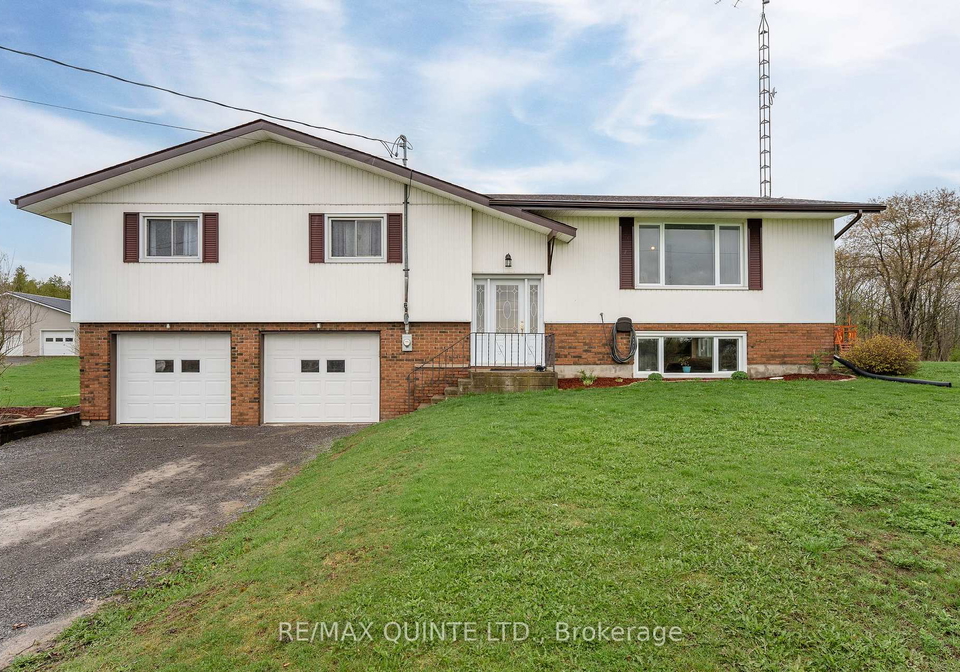 42-camp-road-tweed-ontario-x12114589