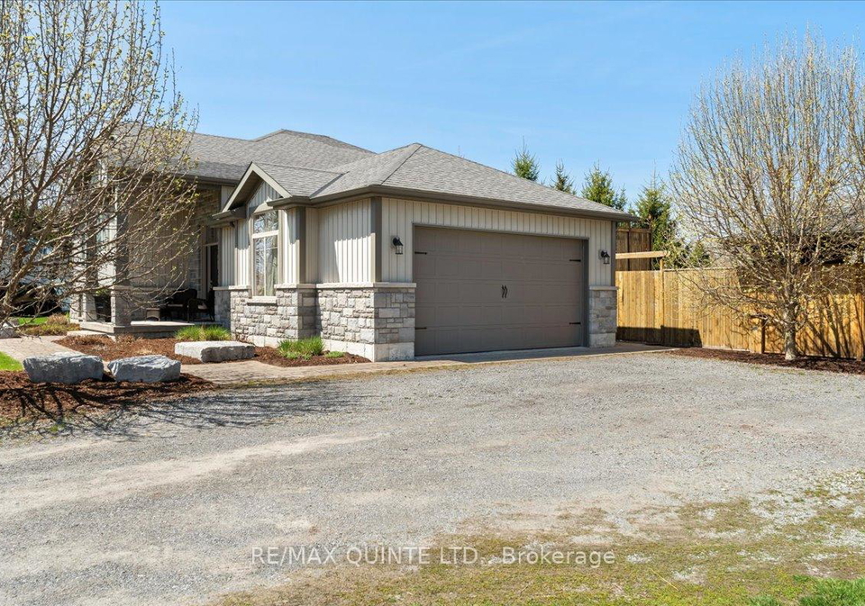 1595-old-highway-2-quinte-west-ontario-x12114968