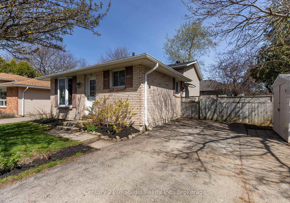 587-scott-street-kincardine-ontario-x12116488