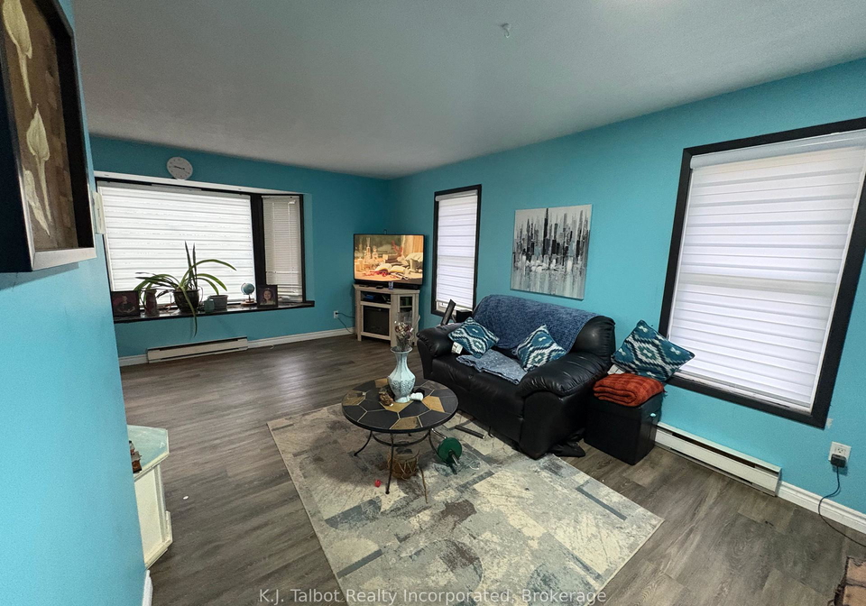 23-cobourg-street-west-perth-ontario-x12116541
