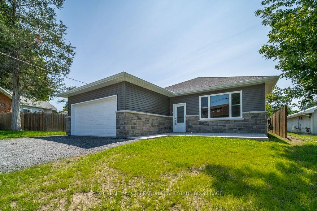 16-palace-road-greater-napanee-ontario-x12116678