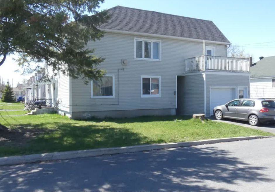 141-is-avenue-cornwall-ontario-x12117320