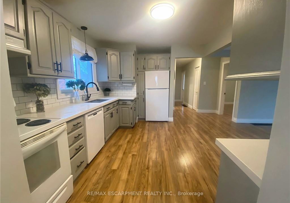 312-east-45th-street-hamilton-ontario-x12117344