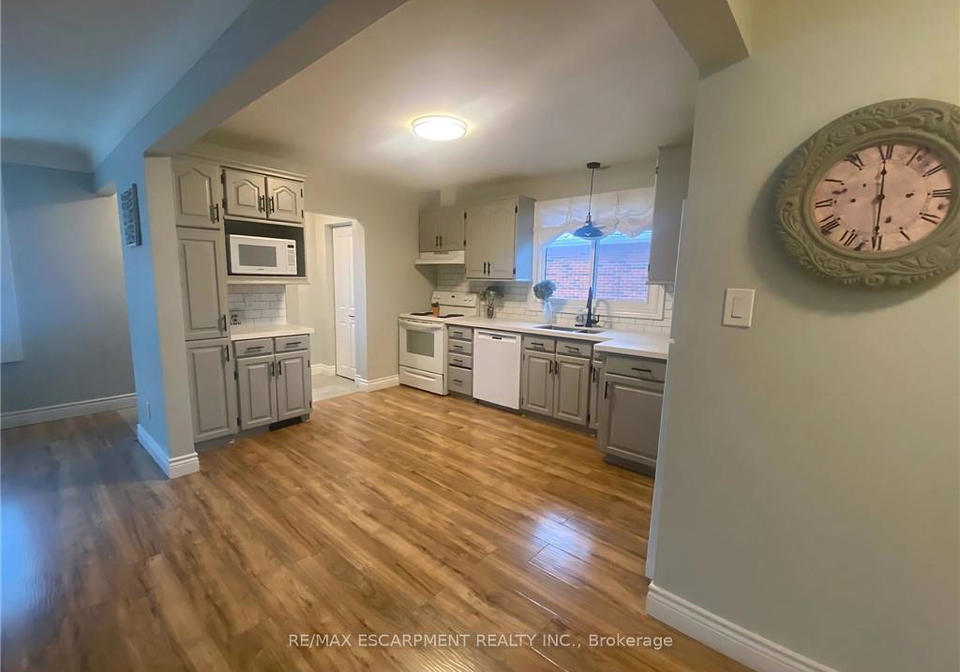 312-east-45th-street-hamilton-ontario-x12117344