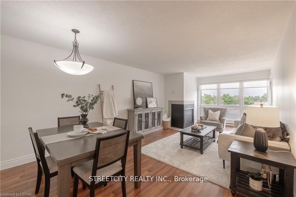 15-jacksway-crescent-london-north-ontario-x12117359