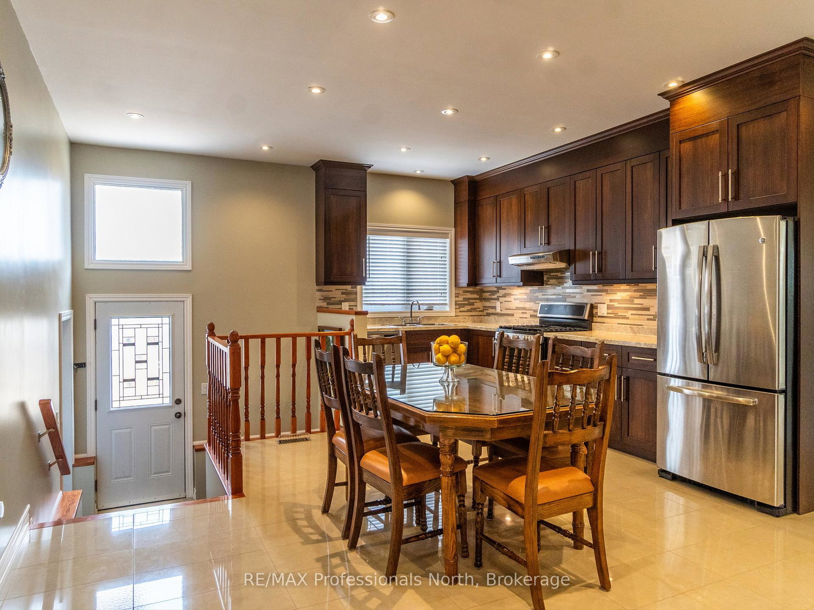 27-susan-street-w-huntsville-ontario-x12117432