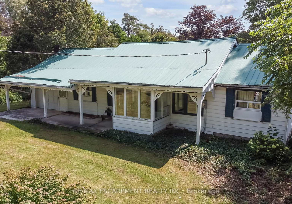 530-10th-concession-road-e-hamilton-ontario-x12117434