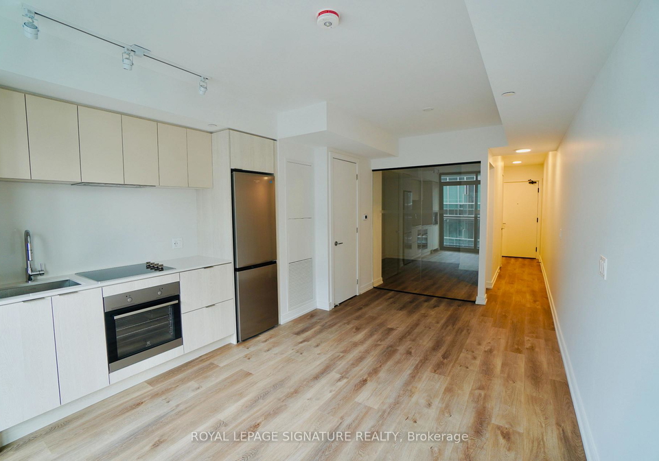 1-jarvis-street-hamilton-ontario-x12118203