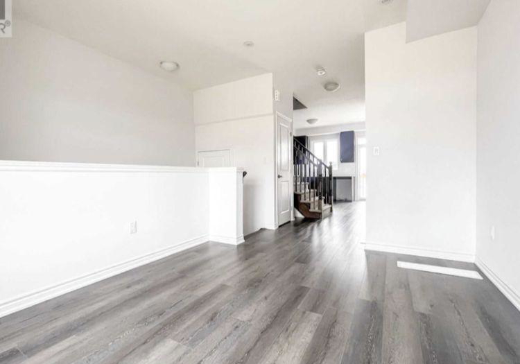 61-soho-street-hamilton-ontario-x12118796
