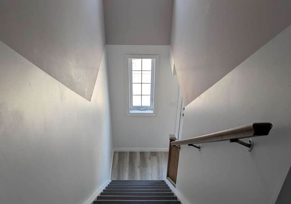 55-mooregate-crescent-kitchener-ontario-x12118948