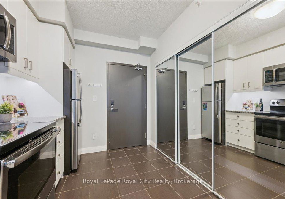 53-arthur-street-s-guelph-ontario-x12119388