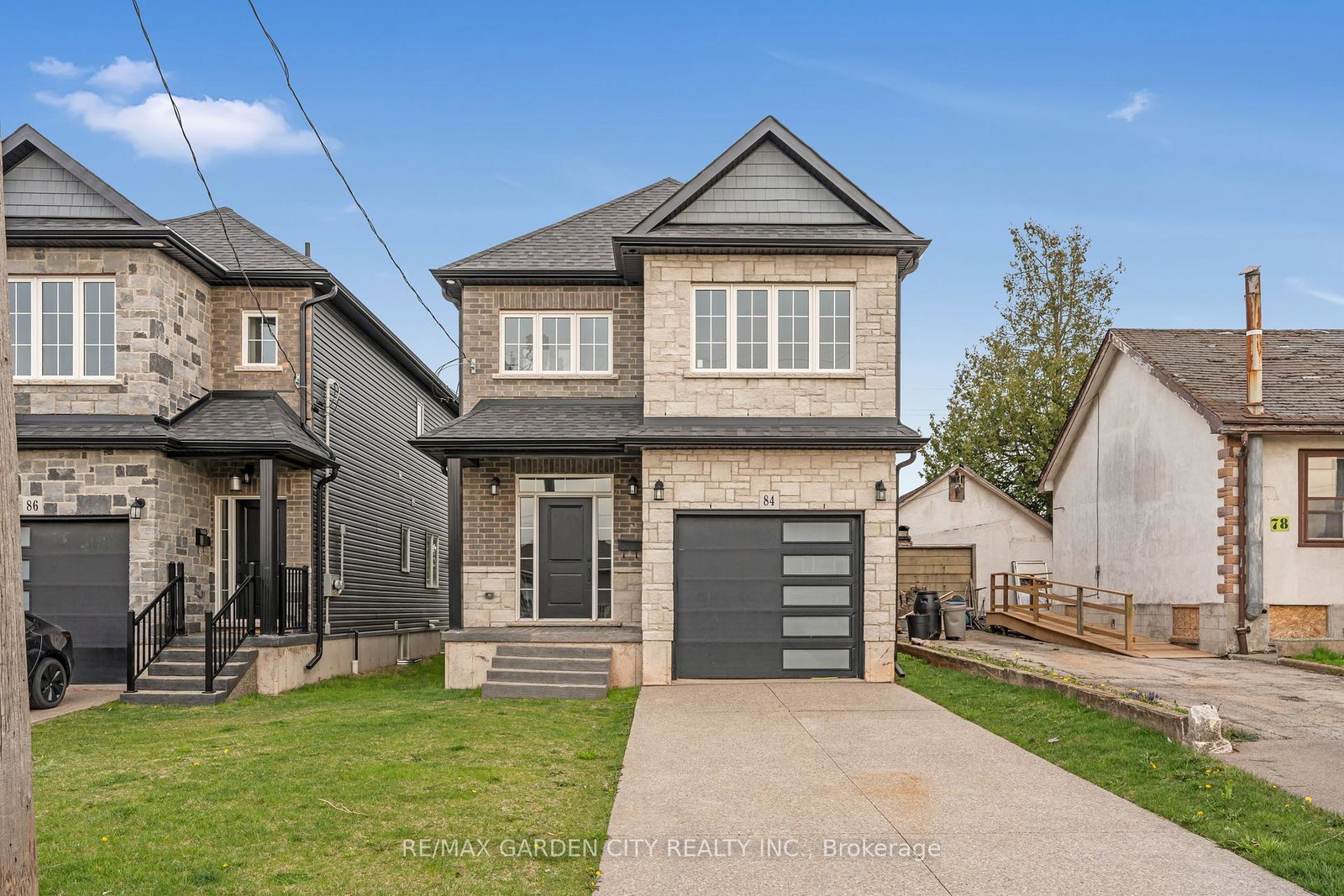 84-beland-avenue-n-hamilton-ontario-x12120017