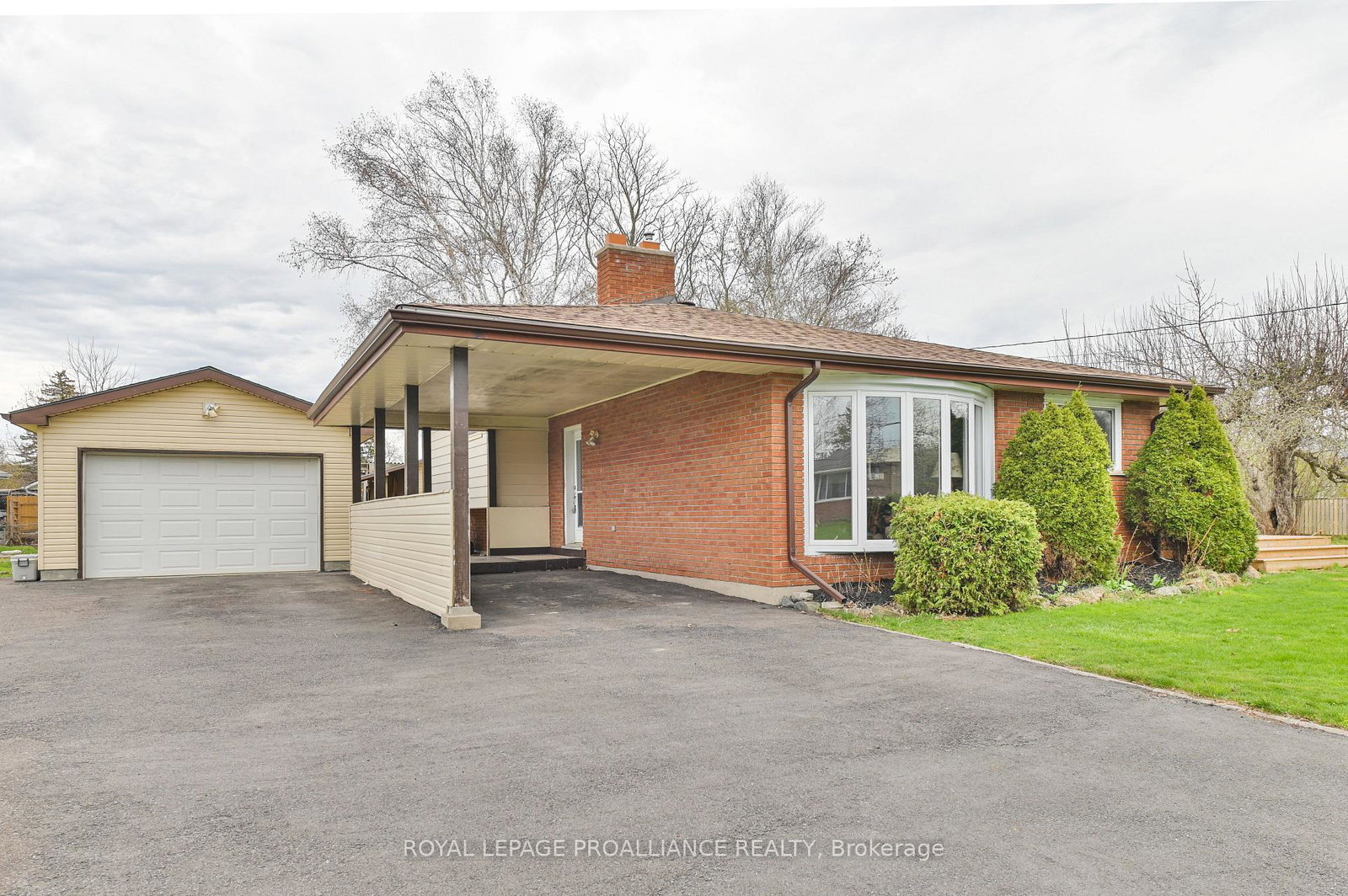 16-thurlow-drive-w-belleville-ontario-x12120424