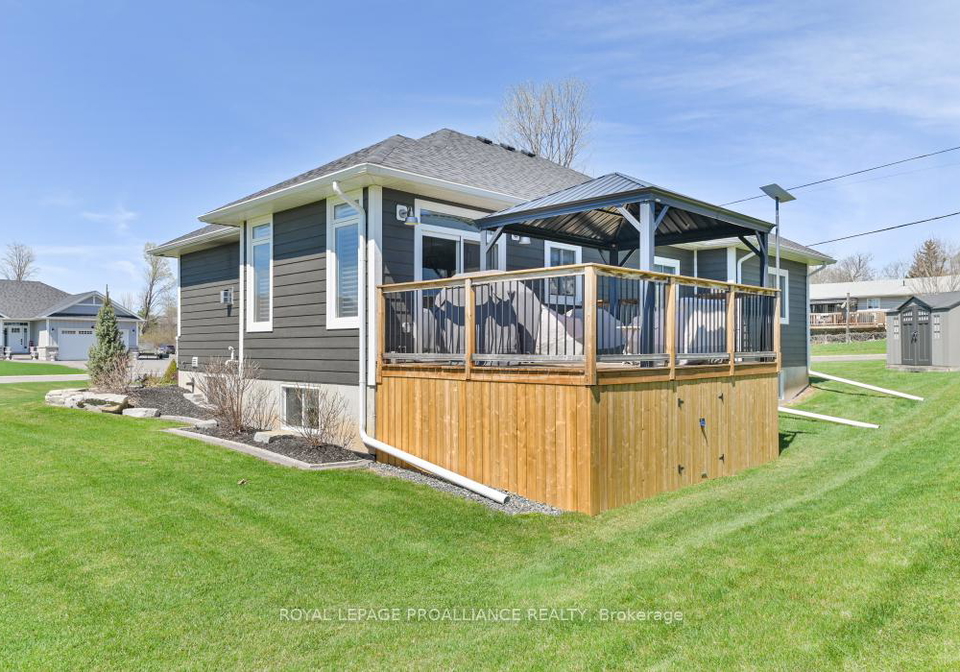 135-rollins-street-centre-hastings-ontario-x12120590