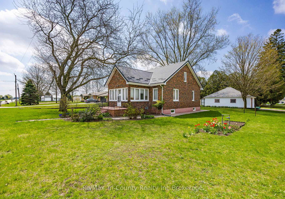 956-mid-nwal-tline-road-norfolk-ontario-x12120812