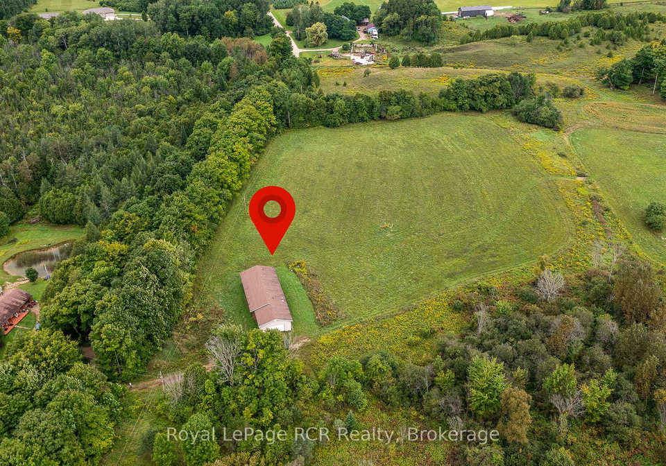 797139-east-back-line-chatsworth-ontario-x12121014