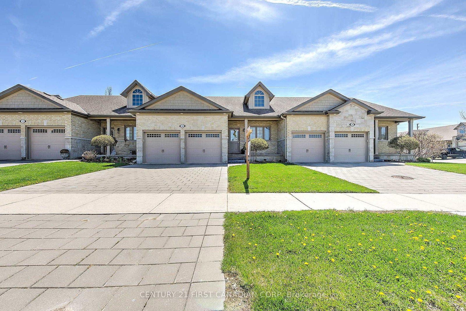 1680-bayswater-crescent-london-north-ontario-x12121064