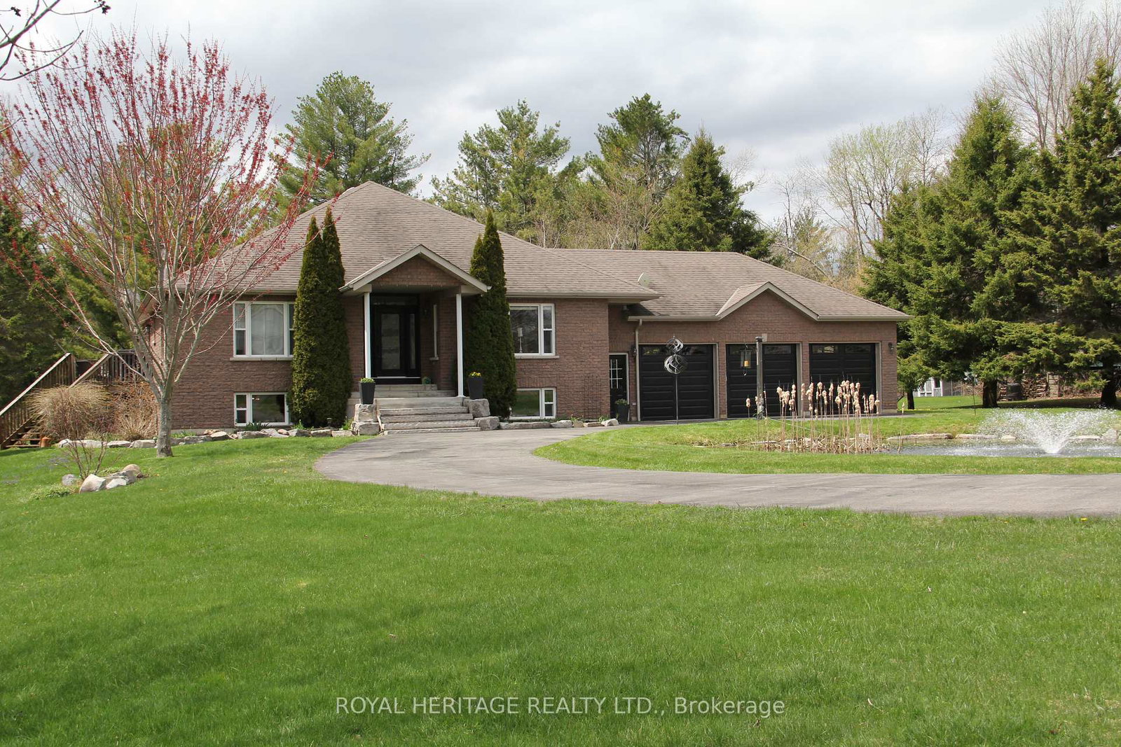 8188-woodland-avenue-port-hope-ontario-x12121321
