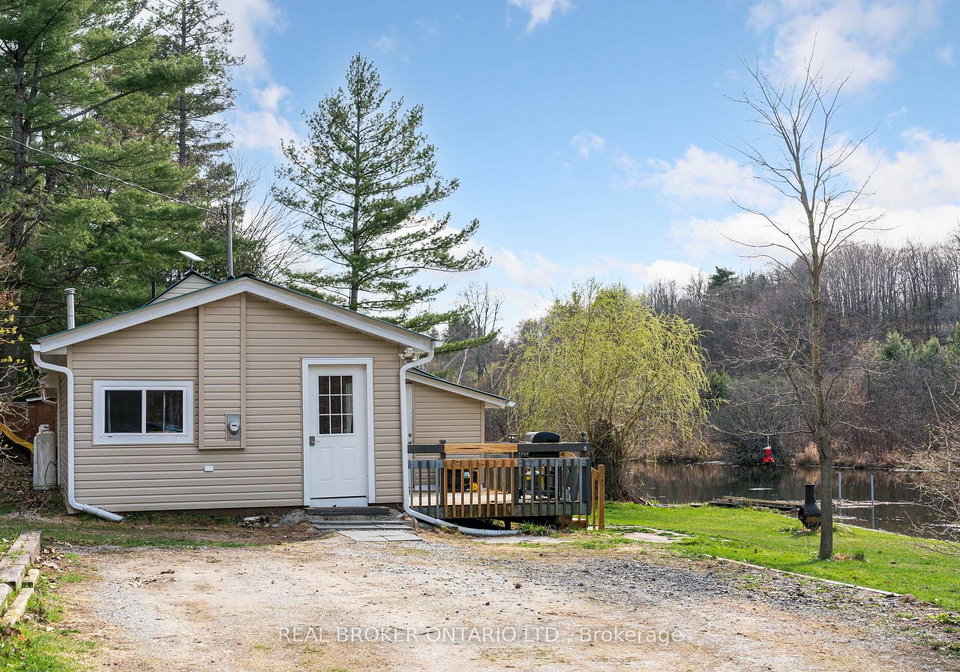 3385-bolingbroke-road-tay-valley-ontario-x12121324