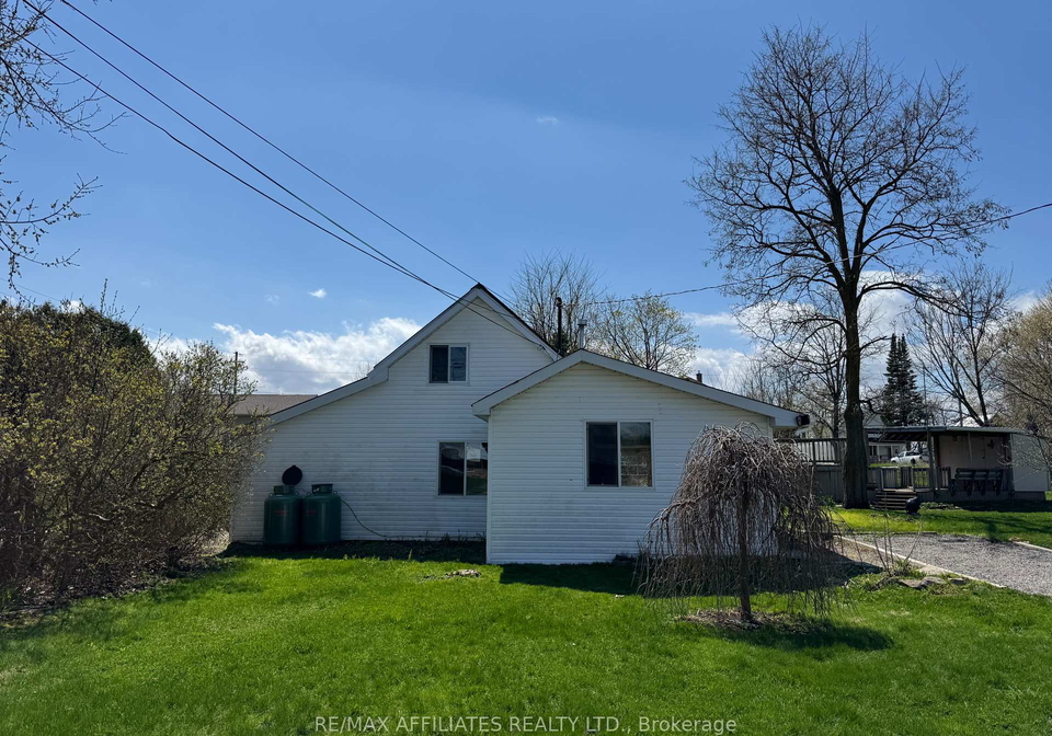 10-charlotte-street-montague-ontario-x12121436