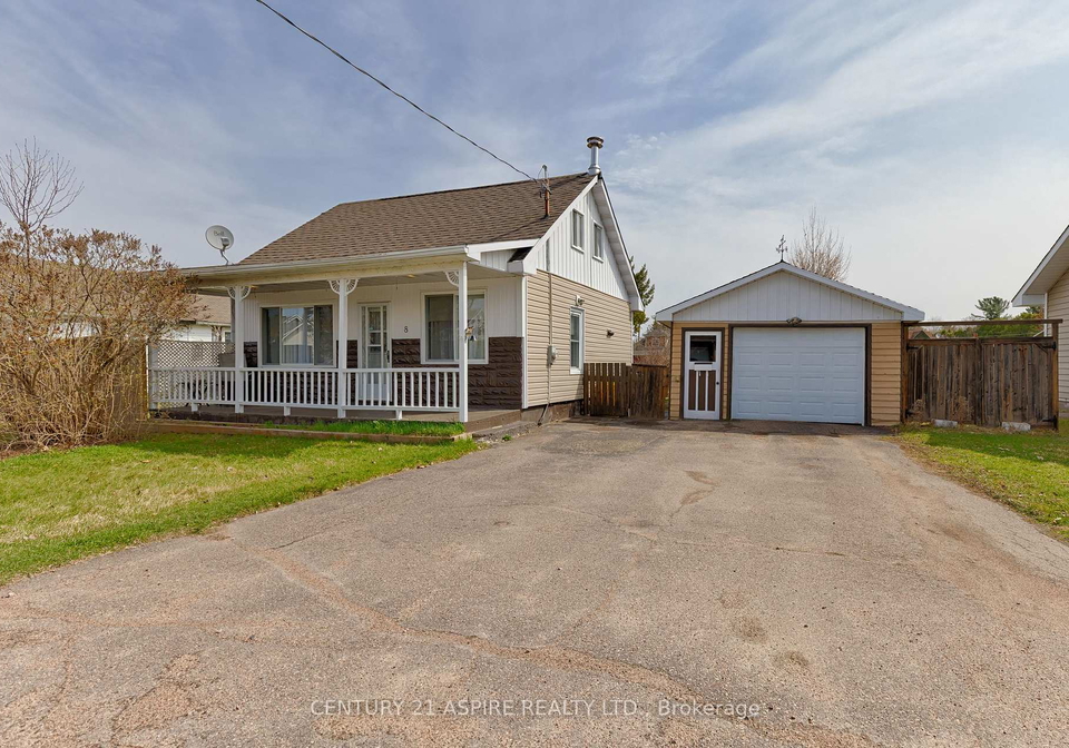 8-ethel-street-petawawa-ontario-x12121615