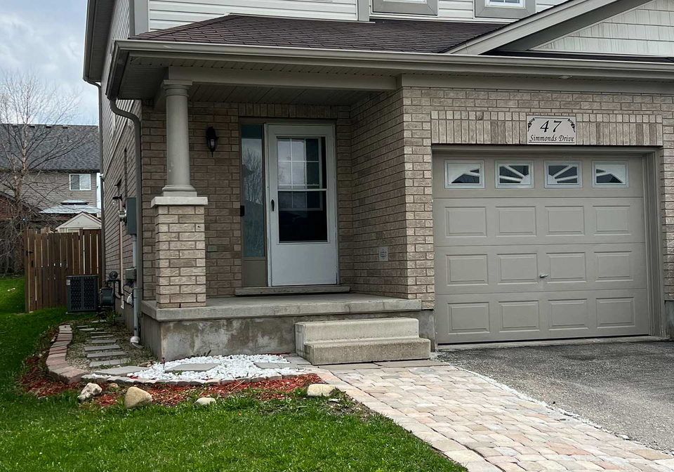 47-simmonds-drive-guelph-ontario-x12121619