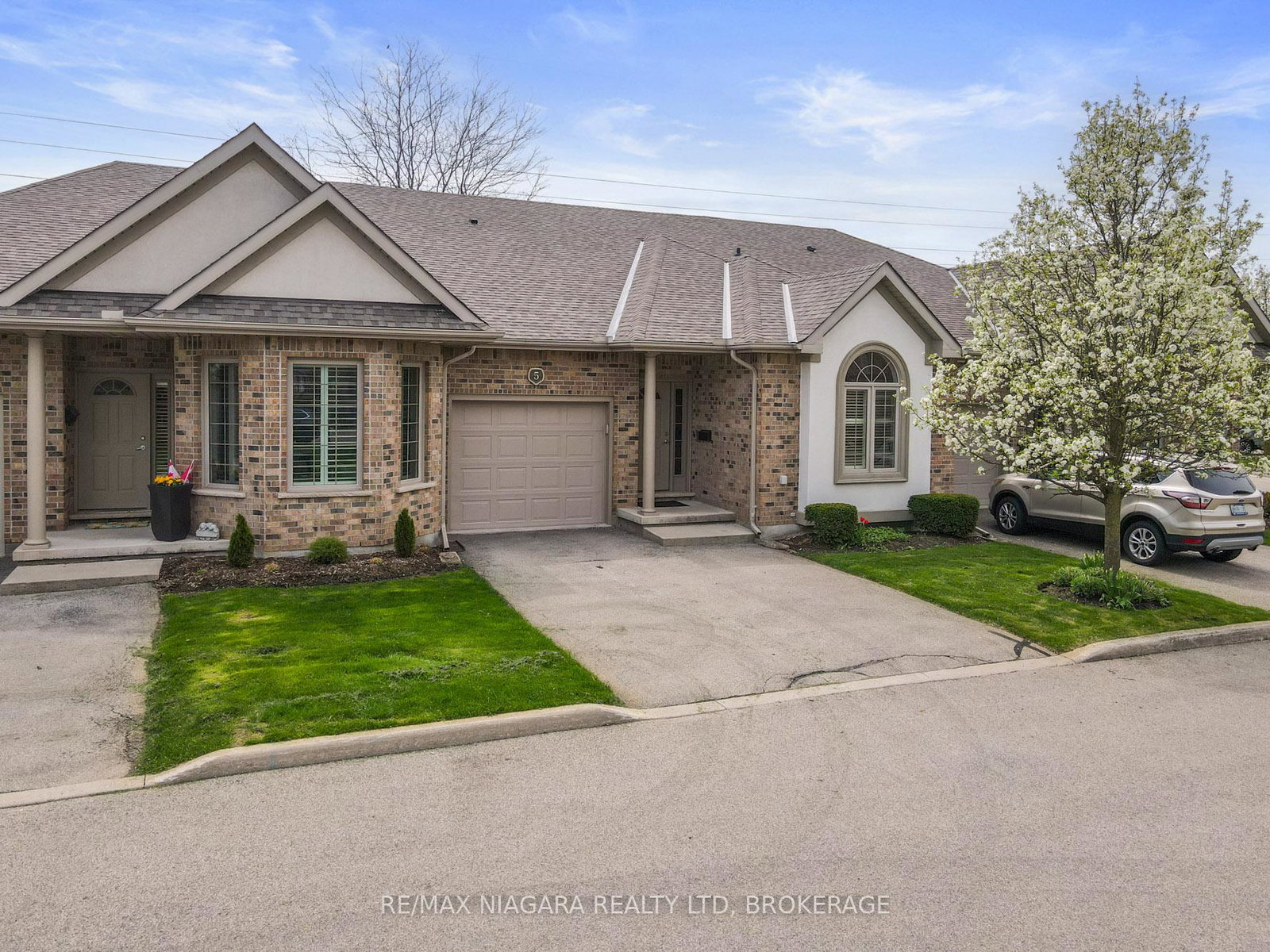 4291-montrose-road-niagara-falls-ontario-x12122369