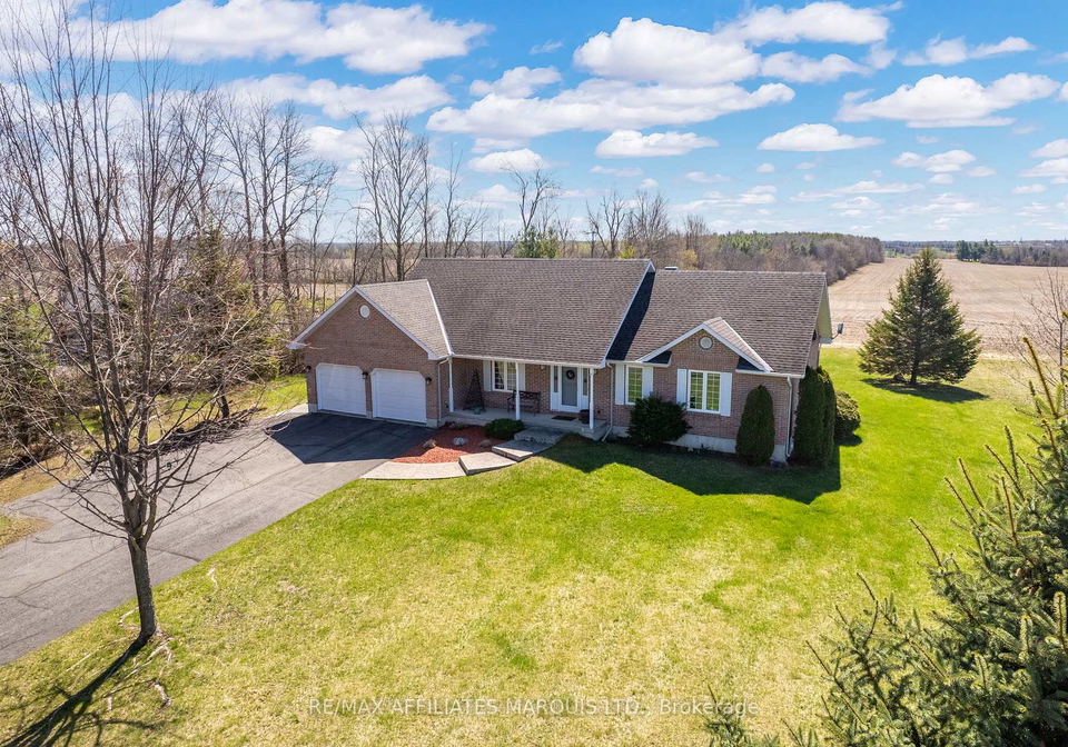 20448-eigg-road-north-glengarry-ontario-x12122772