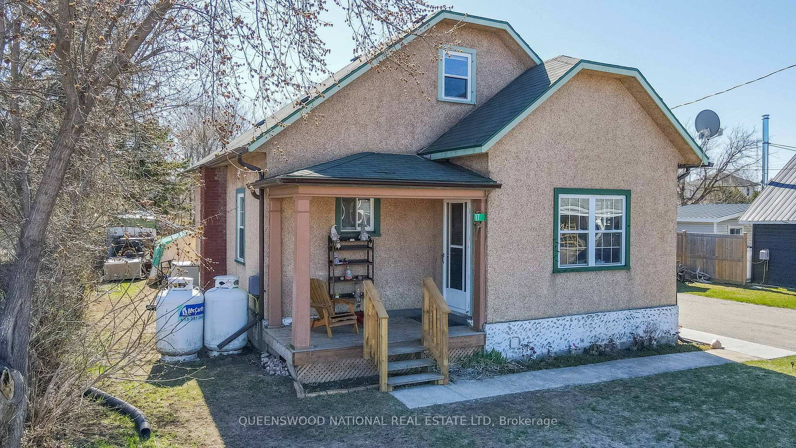 17-bay-street-n-madawaska-valley-ontario-x12122782