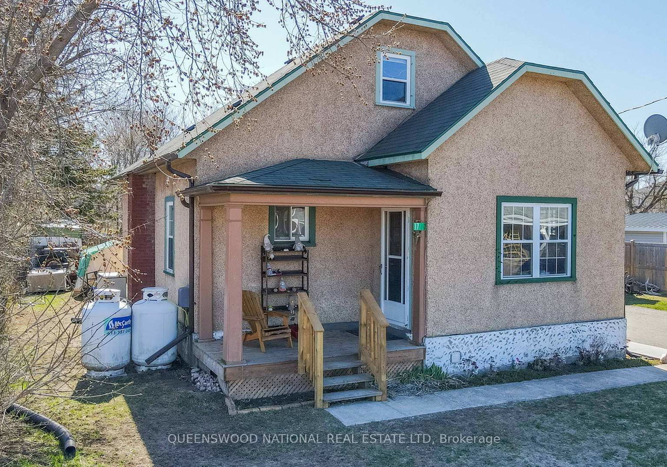 17-bay-street-n-madawaska-valley-ontario-x12122782