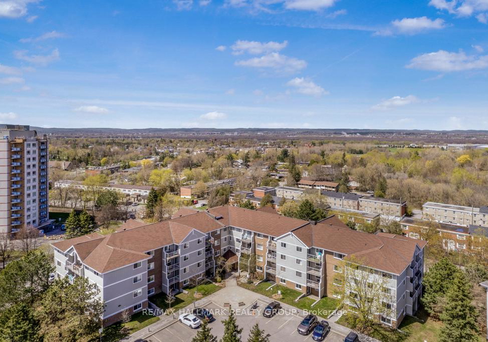 270-brittany-drive-ottawa-ontario-x12123428