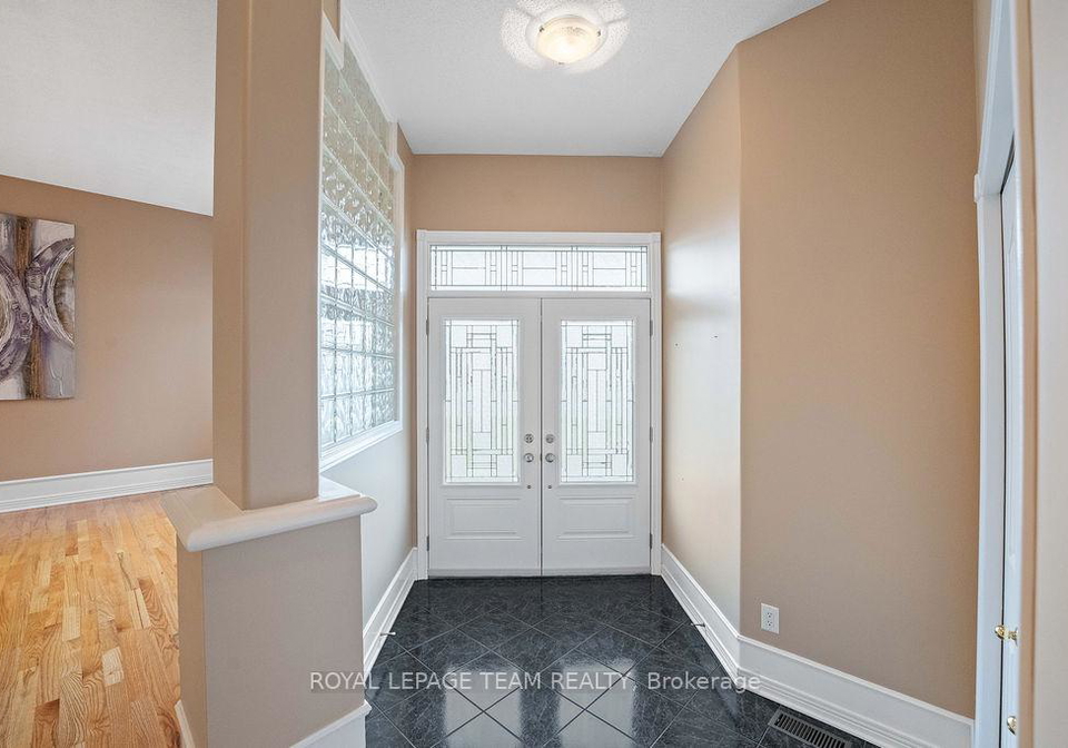 37-loyal-hill-crescent-kanata-ontario-x12123522