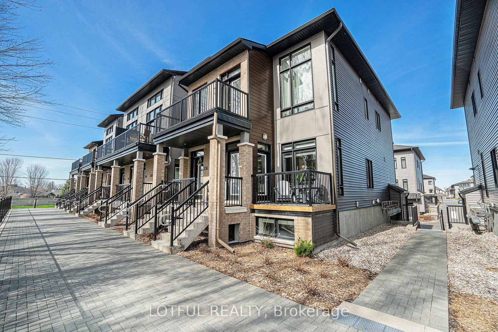 5crescendo-private-ottawa-ontario-x12123564