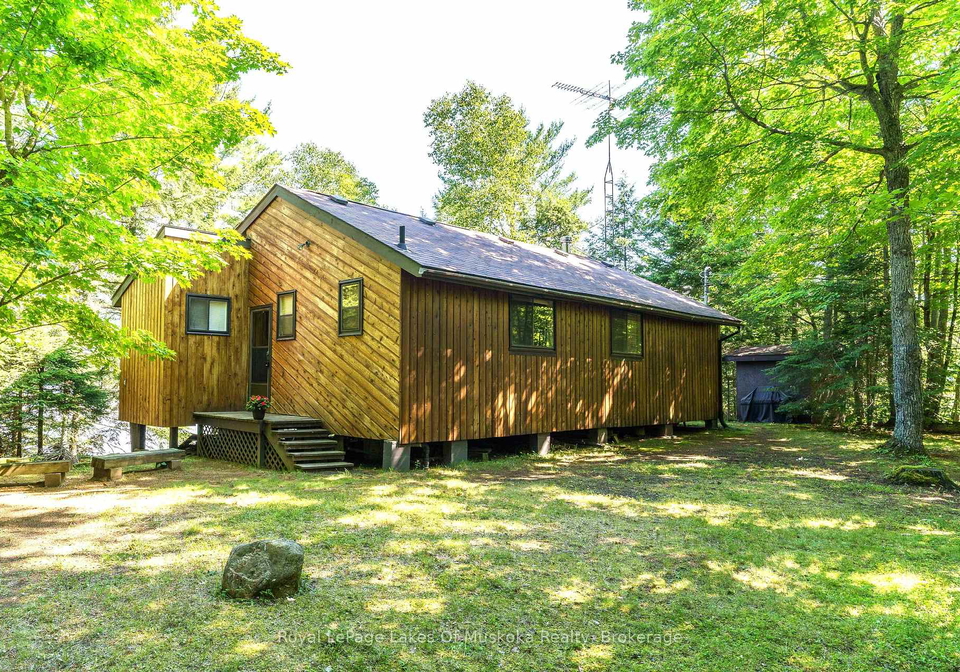2401-bear-lake-road-algonquin-highlands-ontario-x12124291