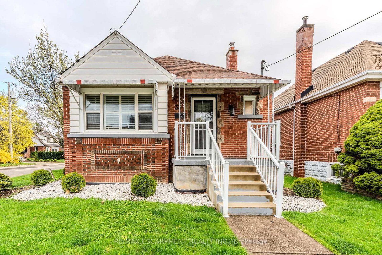 33-brucedale-avenue-e-hamilton-ontario-x12124305