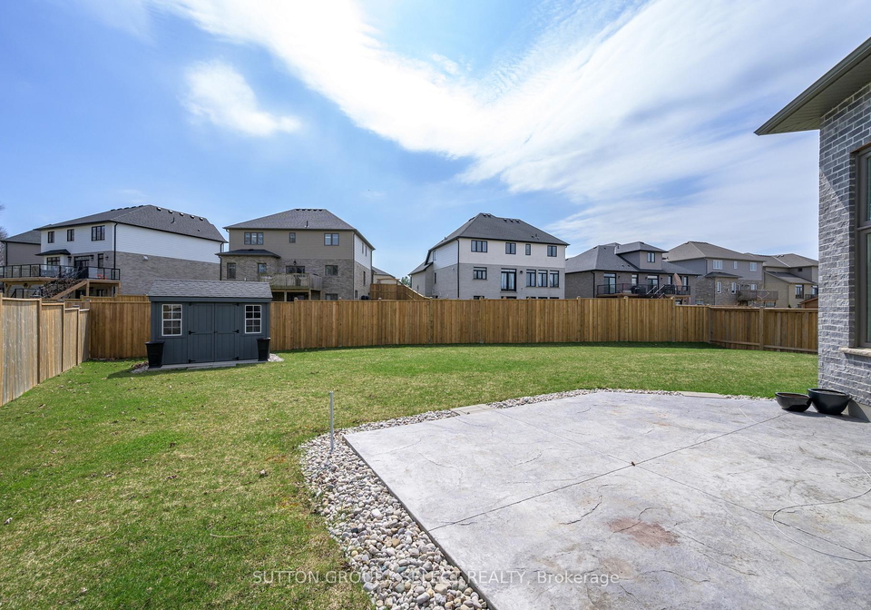 39-violet-court-middlesex-centre-ontario-x12124537
